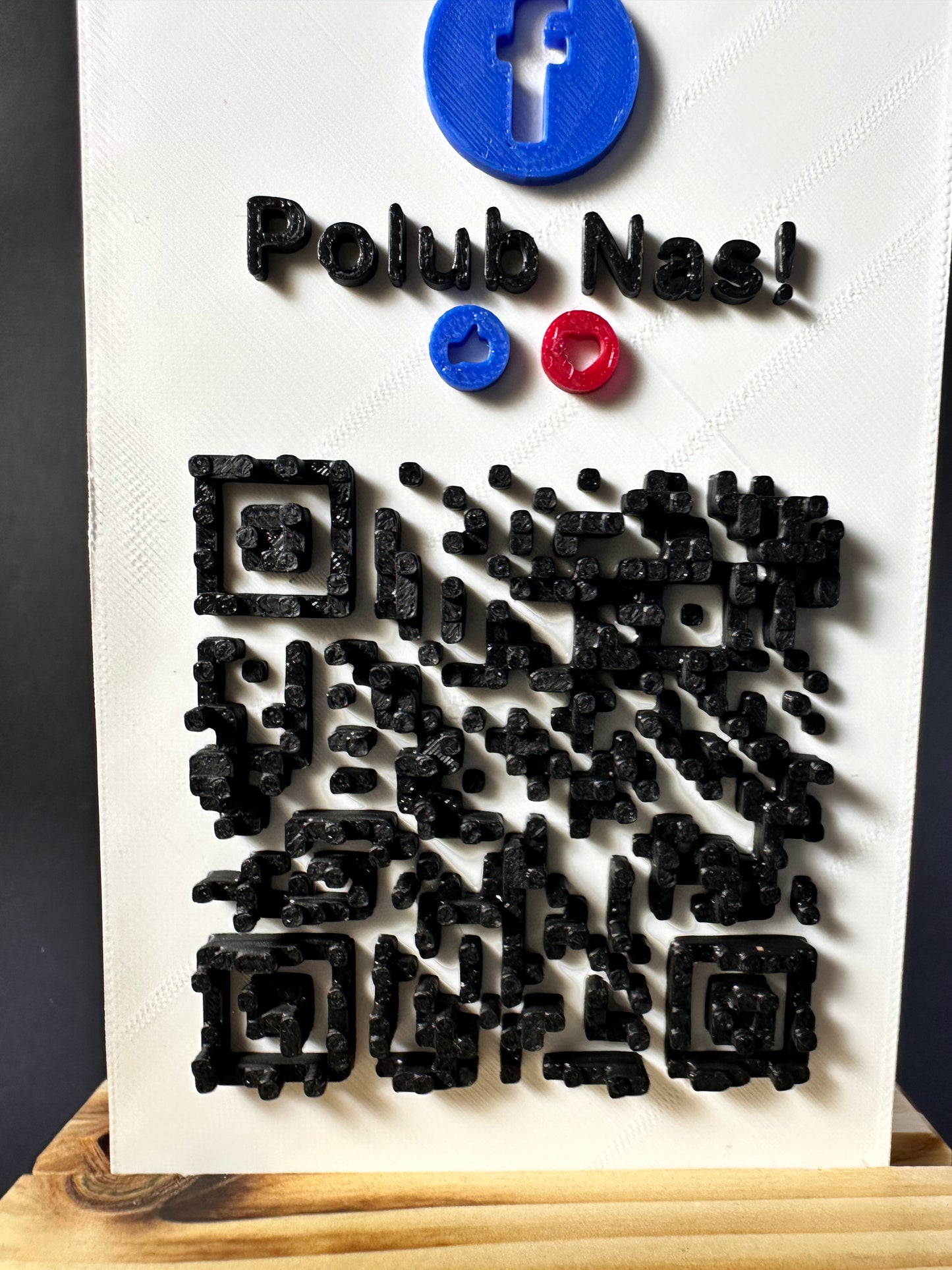 Tabliczka QR 3D - Facebook