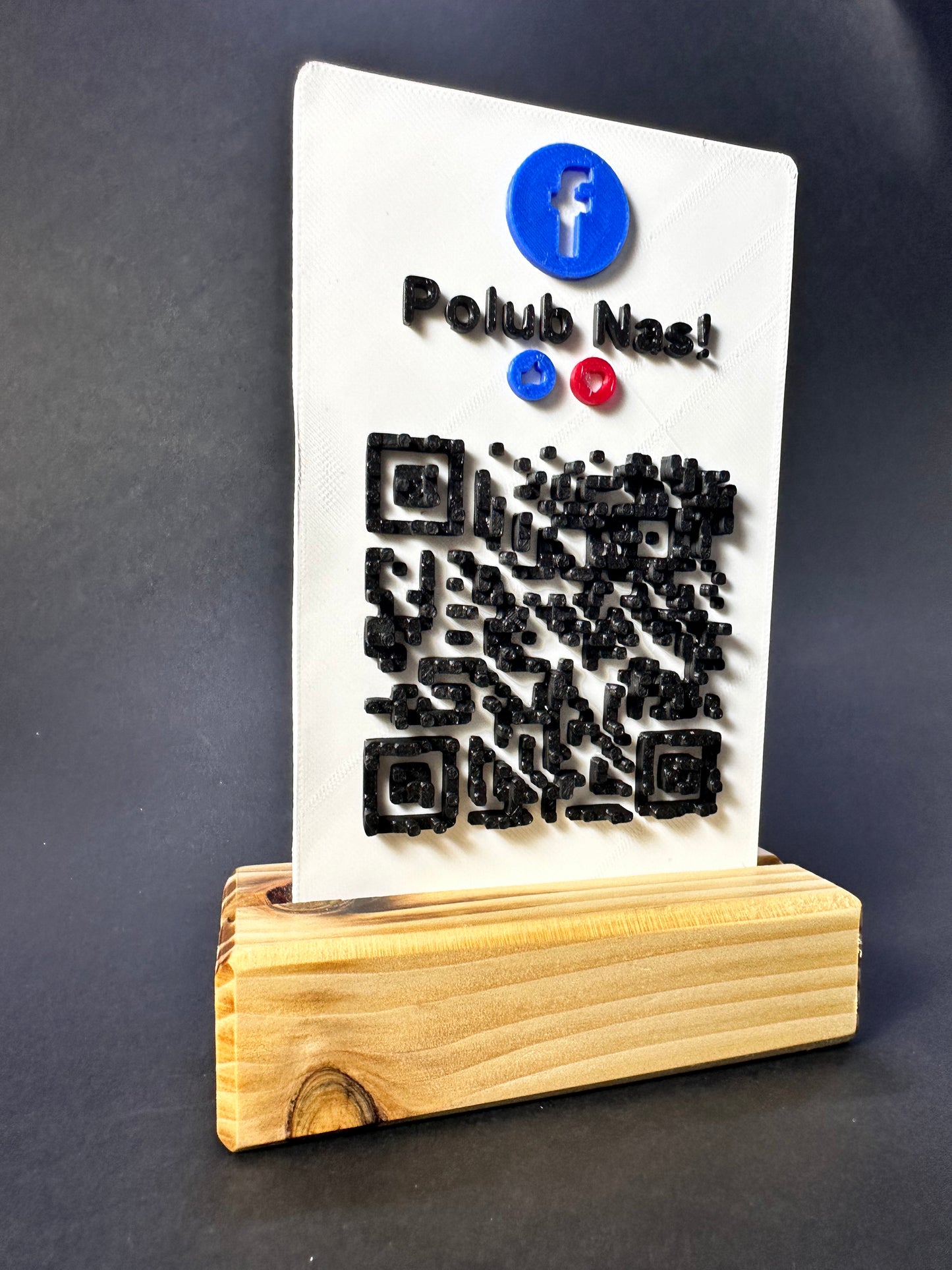 Tabliczka QR 3D - Facebook